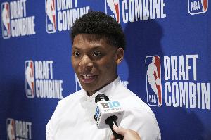 拒絕多隊(duì)試訓(xùn)！美記：貝利只是單純地想打球 他去哪支球隊(duì)都愿意