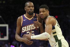 休賽期展望：字母哥&KD去向引人關(guān)注 詹&登&東等球星面臨續(xù)約問(wèn)題