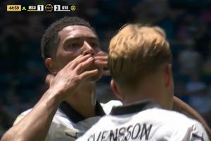 處子球！喬布-貝林厄姆瀟灑凌空斬破門，多特再入一球