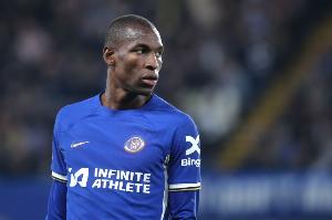 記者：切爾西計劃至少為下賽季保留兩名前鋒，杰克遜暫不會被出售