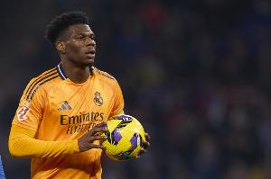 瓊阿梅尼：現(xiàn)在我更加適應(yīng)后衛(wèi)位置，我們希望贏得世俱杯