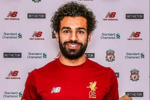 8年前的今天，利物浦以3650萬英鎊的初始轉(zhuǎn)會費簽下薩拉赫