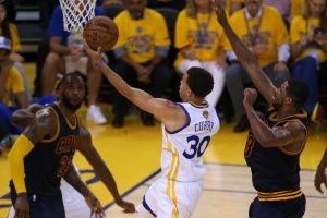 內(nèi)史密斯：回顧了2016年騎勇?lián)屍?提前感受其比賽氛圍和強(qiáng)度