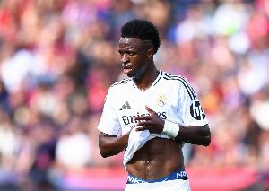 記者：維尼修斯是一個(gè)靠本能踢球的球員，思考得越多效果反而越差