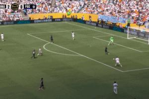 這是數(shù)據(jù)無法體現(xiàn)的！懷森直塞找到維尼修斯，6000萬中衛(wèi)兼?zhèn)髑蚴? >
                                        </div>
                                    </div>
                                    <div   id=