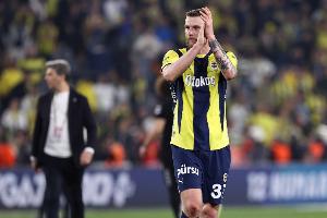 土媒：費(fèi)內(nèi)巴切給什克的年薪提高到900萬歐，希望他降低薪水要求