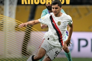 創(chuàng)造歷史！胡桑諾夫成歷史首位參加世俱杯/世界杯的烏茲別克球員