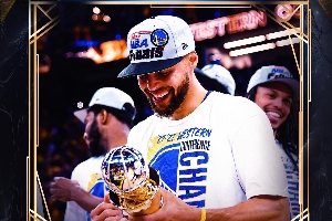 東契奇是唯一一個拿到魔術師約翰遜杯但沒有拿到總冠軍的西決MVP