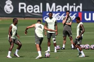 皇馬本賽季正式比賽丟球數(shù)達78粒，為1999-2000賽季后最多