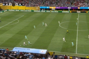 又失良機(jī)！福登精準(zhǔn)弧線球傳中，哈蘭德門前兩連擊均被撲出