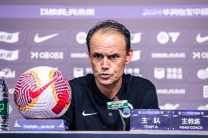 深圳新鵬城主帥：本周將連戰(zhàn)蓉城和海港，重要的是把眼前比賽打好