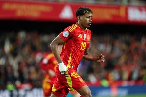 德拉富恩特：我們需要保護(hù)好亞馬爾，若只是一味吹捧反而是在害他