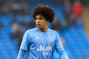 TA：劉易斯維持3場禁賽，將缺戰(zhàn)尤文和1/8決賽&努內(nèi)斯出任右后衛(wèi)