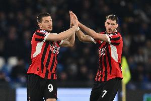 記者：米蘭尋找S-希門尼斯的競爭者，更傾向于引進吉魯類型中鋒