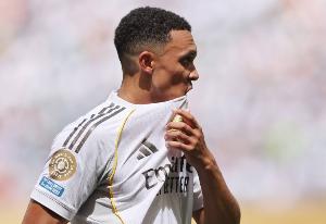 目標(biāo)冠軍！阿諾德：不會(huì)因踢尤文而非曼城感到高興，我們志在奪冠