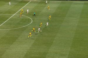 逃過一劫！蒙特雷再入一球被吹越位，多特仍2-1領(lǐng)先！