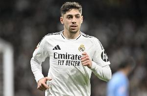 阿隆索：巴爾韋德讓我的工作輕松不少，他是一名頂級球員