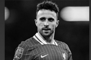 大馬丁社媒曬若塔黑白照片：多么令人悲傷??