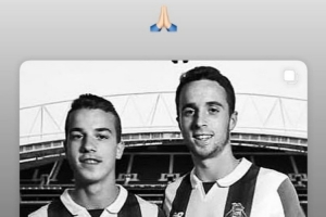 尤文圖斯前鋒弗拉霍維奇悼念若塔兄弟：??