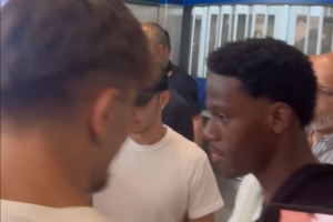 尤文跟隊：喬納森-戴維已經(jīng)抵達米蘭，接下來將前往都靈