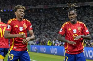 ??失落！西媒：亞馬爾得知尼科續(xù)約后沒說什么，需幾天時(shí)間消化