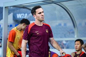 歸化了不用??塞鳥身價(jià)170萬歐國足最高，東亞杯2場僅踢48分鐘