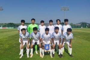 中國足球青少年精英聯(lián)賽第7輪，上海申花10-0戰(zhàn)勝蘭州隴原競技