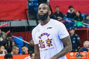 探長：賈卡爾-桑普森近期與CBA球隊(duì)接觸 有可能加入一支冠軍球隊(duì)