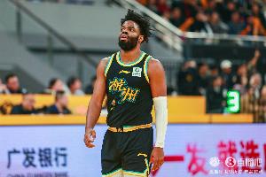 二進(jìn)宮？媒體人：浙江廣廈簽下了小德里克-沃頓