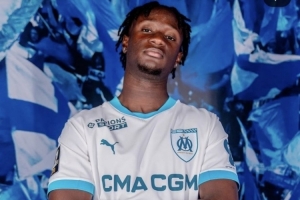 記者：薩索洛即將簽下馬賽中場科內(nèi)，租借+1250萬歐強(qiáng)制買斷