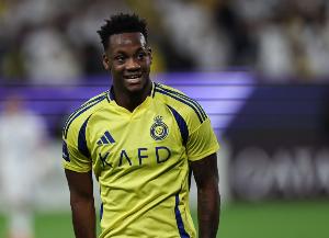 杜蘭：作為中鋒我的偶像是伊布 C羅是個(gè)杰出球員&優(yōu)秀的人