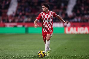 羅體：那不勒斯1800萬(wàn)歐求購(gòu)左后衛(wèi)古鐵雷斯，今夏不再買左邊鋒