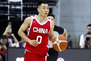 媒體人：看著高詩巖 會想到大一時的威少、2000年的胡雪峰