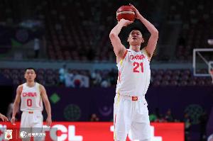 媒體人：男籃這屆亞洲杯定點進(jìn)攻做得不錯 這是重返四強(qiáng)關(guān)鍵要素