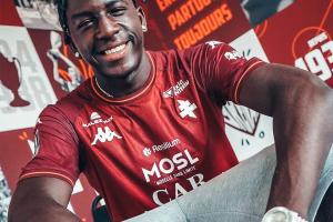 值得關(guān)注！主場迎戰(zhàn)斯特拉斯堡，梅斯16歲1.93米高中鋒馬喬首發(fā)