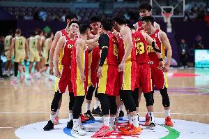 媒體人：中國男籃幾乎通過一己之力 贏得了來自大洋洲的尊重！