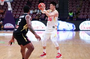 笑死！朱俊龍：雷巨你很關(guān)鍵 雷蒙：謝謝兄弟一年送哥哥兩個亞軍