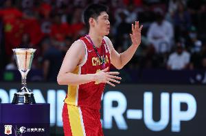 廣廈總經(jīng)理：大秋是我選的隊員 他勤勤懇懇&國家隊和俱樂部都如此