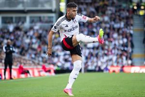 佩帝！A-佩雷拉上賽季至今在禁區(qū)內成功傳中42次，是英超同期最多