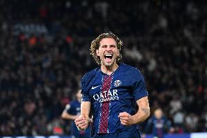 6300萬高級貨！巴黎新援23歲扎巴爾尼坐穩(wěn)主力，空門救險+評分第1