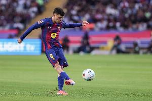 佩德驢??22歲佩德里開季11場全首發(fā)場場不落，場均出戰(zhàn)近85分鐘