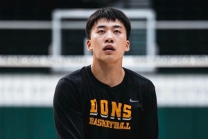 新賽季的NCAA沖啊！王俊杰曬在舊金山大學球館的訓練照：鍛煉