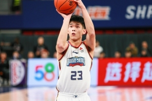 楊瀚森：什么時候約頓飯？林葳：休息或圣誕節(jié)時一起吃火鍋