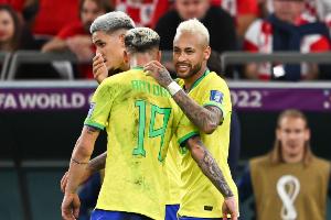 安東尼：內(nèi)馬爾最有天賦，他和小羅是我的標(biāo)桿，梅西C羅都是最佳