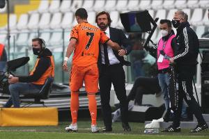 前助教：皮爾洛本不想要C羅，他要求高位壓迫但C羅高位逼搶最差