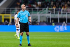 英超第9輪裁判：安東尼-泰勒主裁曼聯(lián)VS布萊頓，胡珀執(zhí)法利物浦