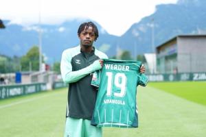 天外飛仙！21歲姆班古拉補(bǔ)時(shí)絕殺9場3球3助 尤文1000萬白菜價(jià)出售