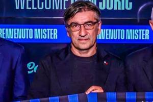 ??被坑慘了！加公離任真藍(lán)黑任命尤里奇，主場(chǎng)0-3慘敗+7輪不勝