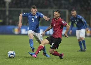 天空體育：貝洛蒂仍需繼續(xù)康復(fù)治療，他最快要到明年春天才能復(fù)出