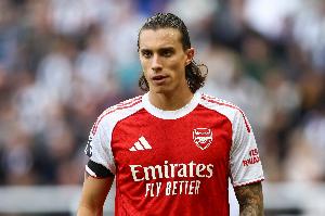 意媒：髖部傷勢未康復(fù)，卡拉菲奧里已提前離開意大利隊(duì)訓(xùn)練營